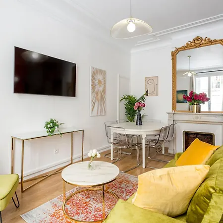 Apartment Merveil - Family - Opera - Cardinal Mercier Paris