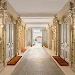 Merveil - Family Suite - Opera - Cardinal Mercier